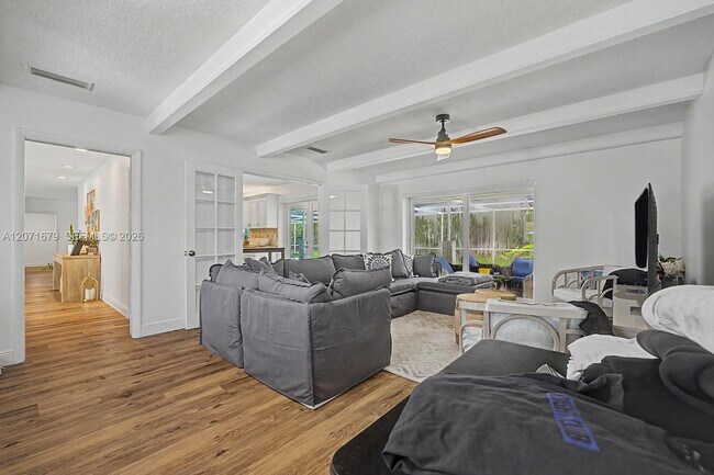 Building Photo - 7100 SW 119th St