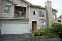 Building Photo - 18004 Villa Creek Dr