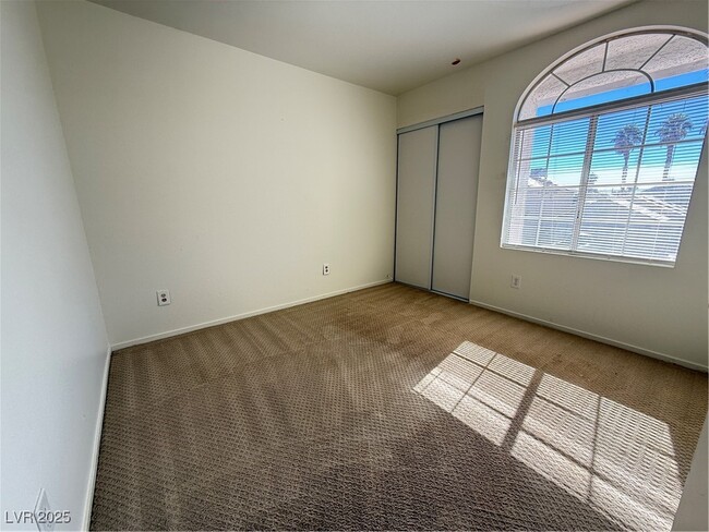 Building Photo - 4622 Little Wren Ln