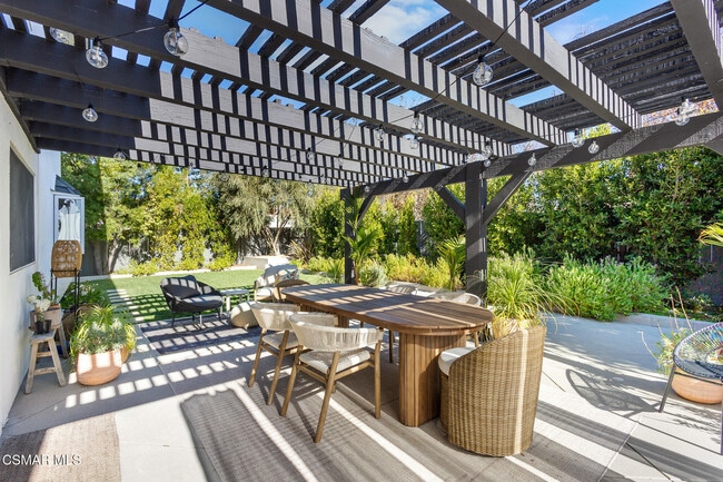 Building Photo - 1632 Camberwell Pl