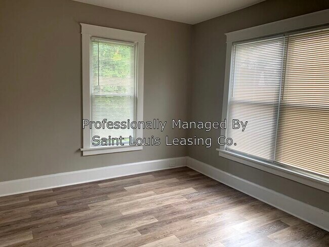 Building Photo - 8758 Burton Ave