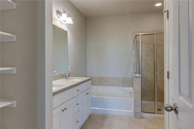 Building Photo - 11716 Selkirk Dr