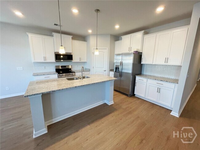 Building Photo - 750 Sessile Oak Dr