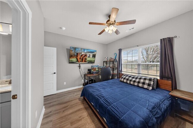 Building Photo - 396 N Torc Ln