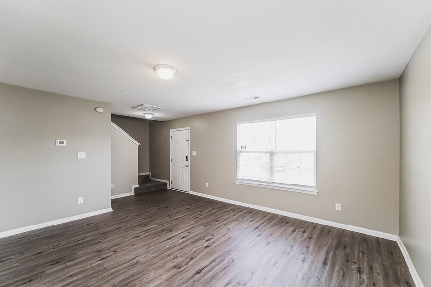 Building Photo - 6515 Sunman Rd