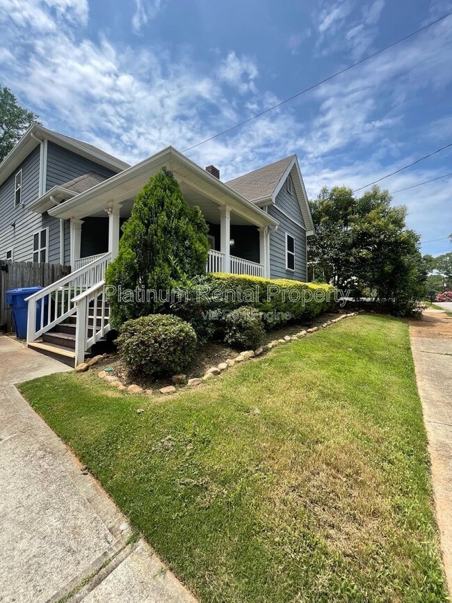 Building Photo - 149 Dahlgren St SE