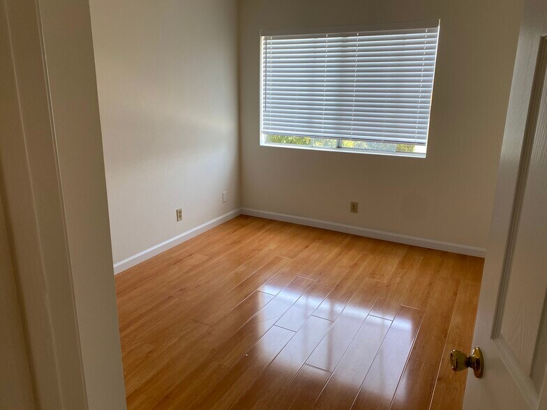 Bedroom No. 3 - 308 E Valencia Ave