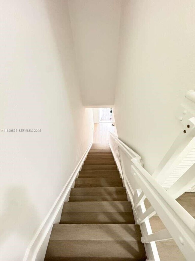 Building Photo - 2962 NW 35th Ave