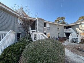 Building Photo - 2 Bed 2 Bath Condominium in Hampstead