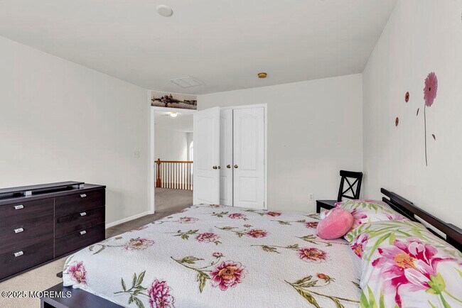 Building Photo - 8 Connor Dr