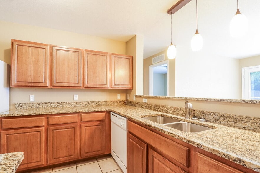 Building Photo - 5536 Bush Creek Way