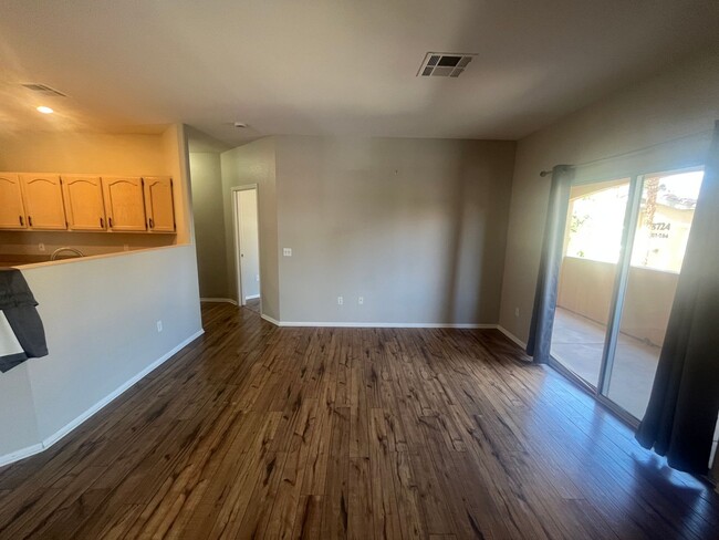 Building Photo - Guard Gated 2 Bedroom Condo - Red Hills in...