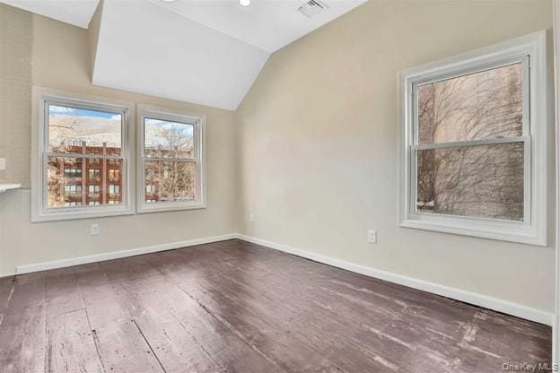 Building Photo - 2 Tioronda Ave