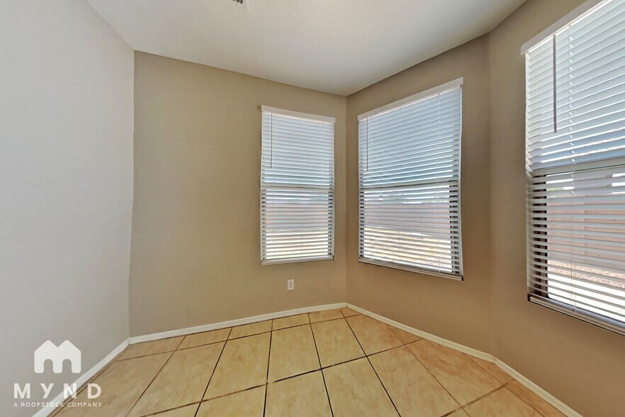 Building Photo - 6834 S 30th Ln