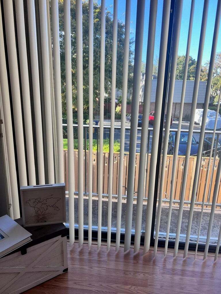 Building Photo - 1700 Embassy Dr