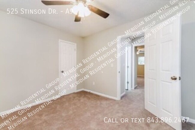 Building Photo - 525 Stinson Dr