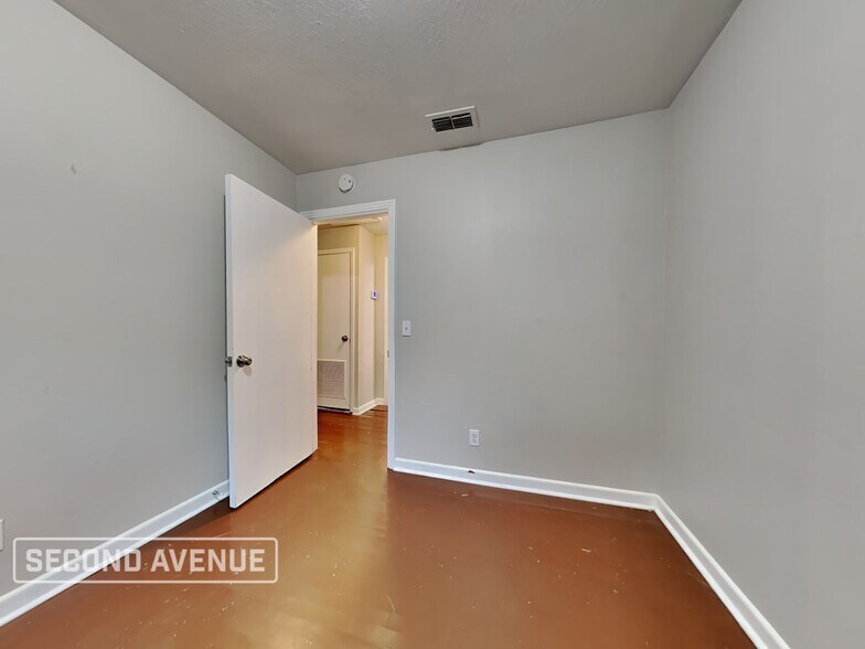 Building Photo - 3213 Brasque Dr
