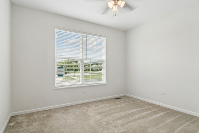 Building Photo - 108 Telluride Ln