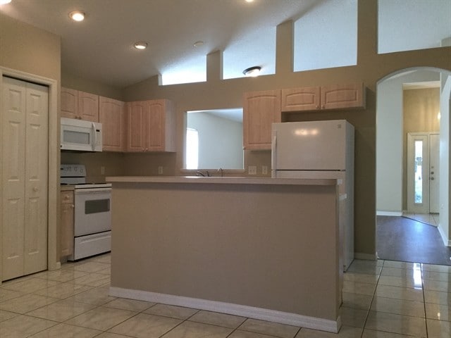 Building Photo - 959 Mayfair St