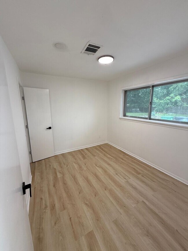 Building Photo - Gorgeous all renovated Home in Houston, TX!.