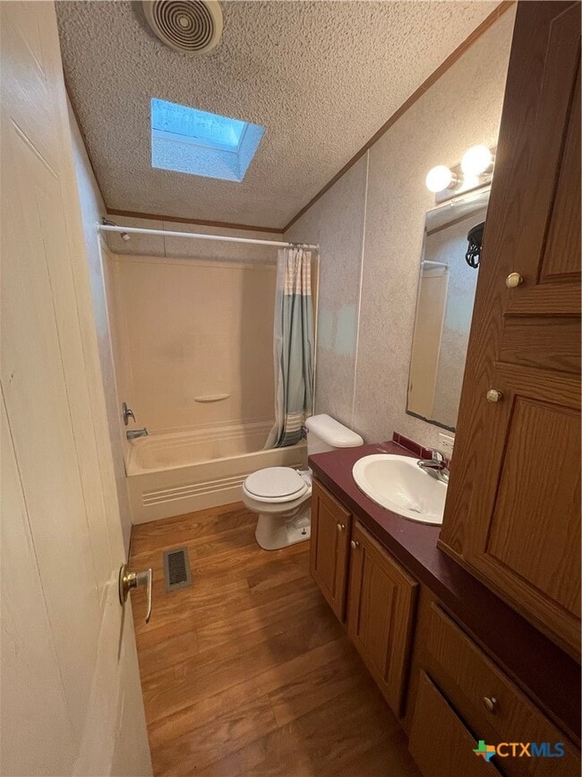 Building Photo - 136 Sonnyland Dr