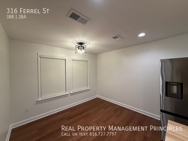 Building Photo - 316 Ferrel St