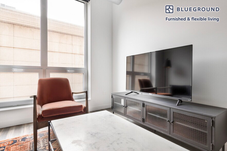 Building Photo - 61 W Erie St