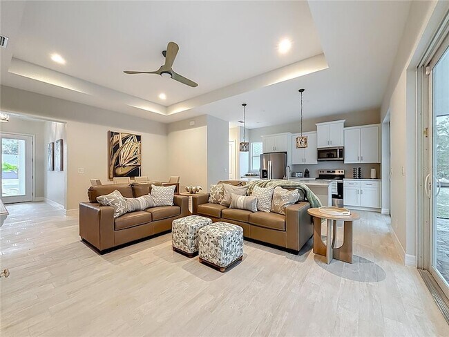 Building Photo - 107 Swan Dr