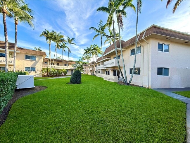 Building Photo - 14500 SW 88th Ave