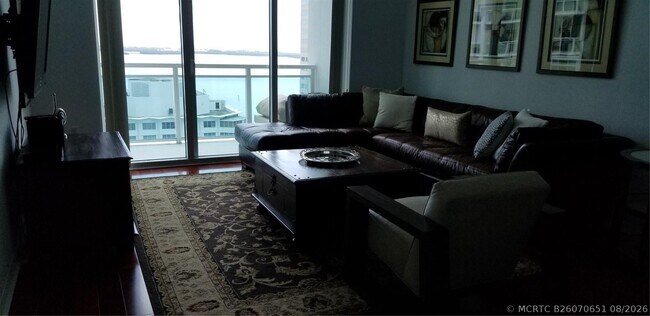 Building Photo - 951 Brickell Ave