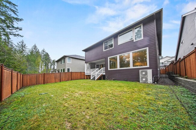 Building Photo - 4927 Amherst Way SW