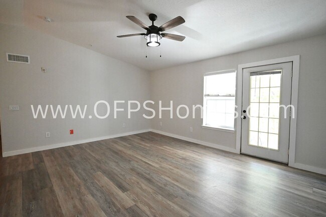 Building Photo - 4030 Dancing Cloud Ct