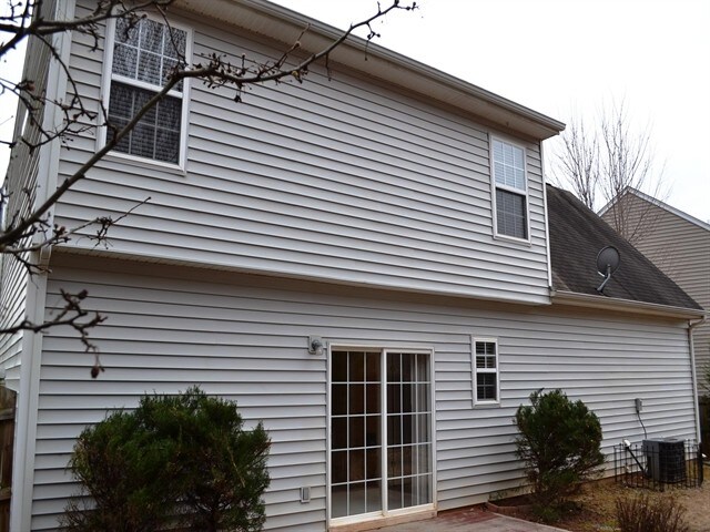 Building Photo - 8 War Admiral Way