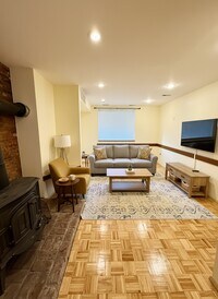 Building Photo - 3015 Belgrade St