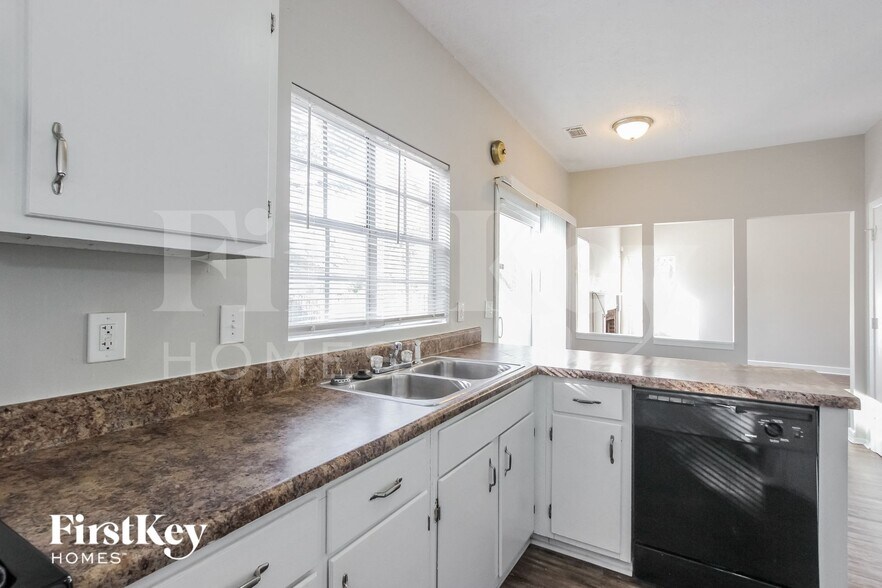 Building Photo - 6281 Marbut Farms Trail