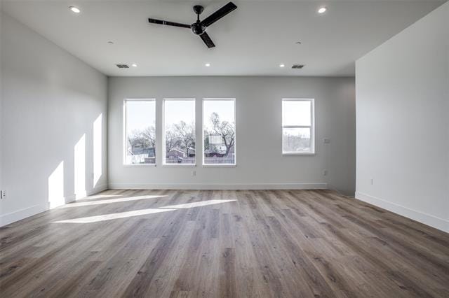 Building Photo - 2143 Mail Ave