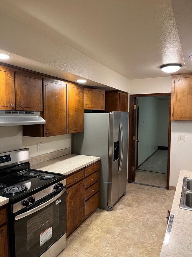 Building Photo - Mid-Mod on Missoula- Single Story!