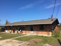 Building Photo - 5013 Hagin Dr