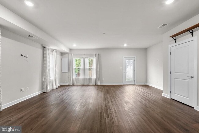 Building Photo - 9271 Wood Violet Ct