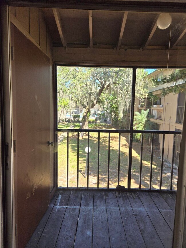 Building Photo - 5508 Pokeweed Ct