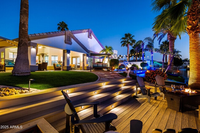 Building Photo - 1817 E Willow Tree Ct