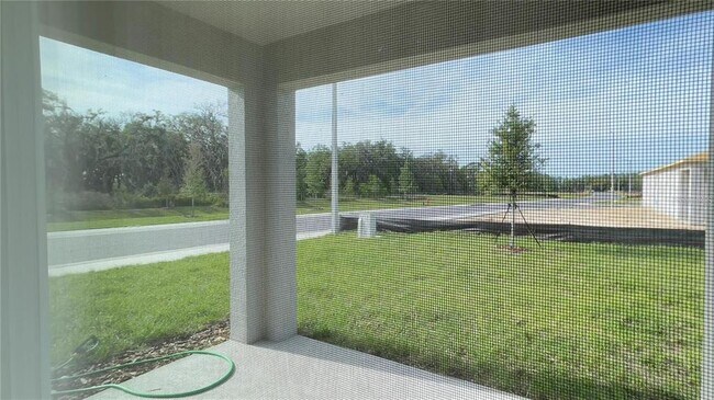 Building Photo - 903 Waterfall Blvd