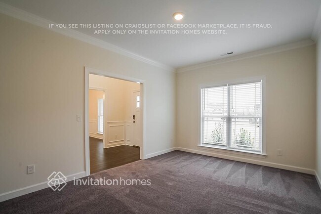 Building Photo - 1079 Vanguard Dr