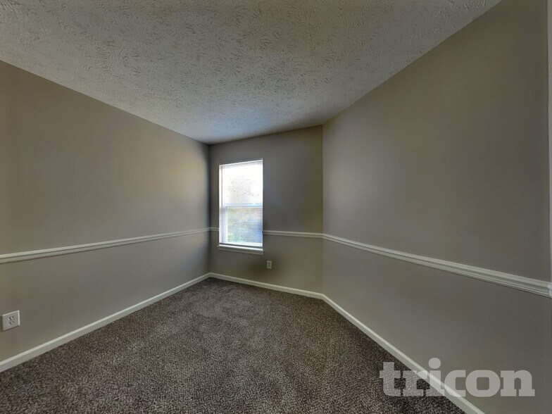 Building Photo - 8146 Birchfield Dr