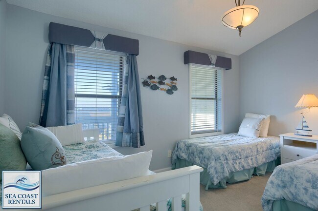 Building Photo - Shipwatch Villas 1415 @ 1896 New River Inlet Rd