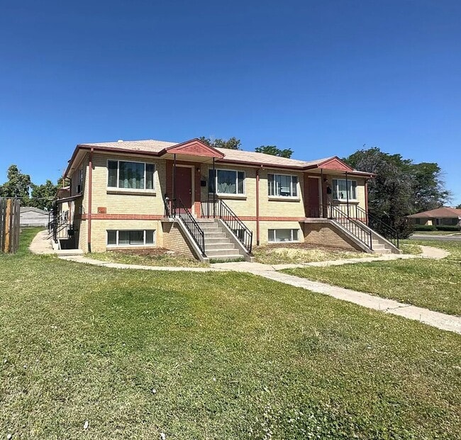 Building Photo - 9970 E Montview Blvd