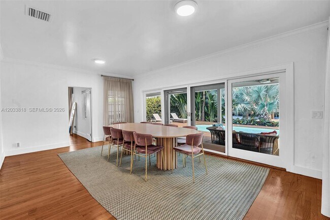 Building Photo - 924 Belle Meade Island Dr