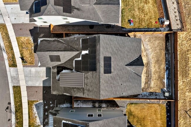 Building Photo - 707 Raindance St