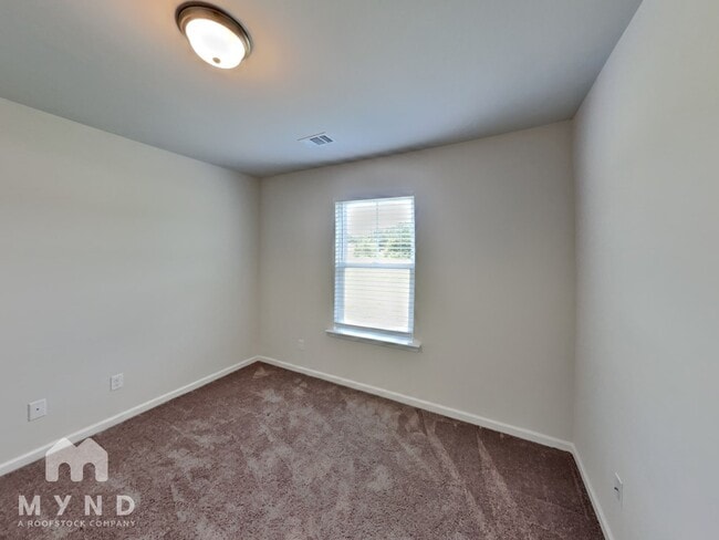 Building Photo - 117 Dasher Dr