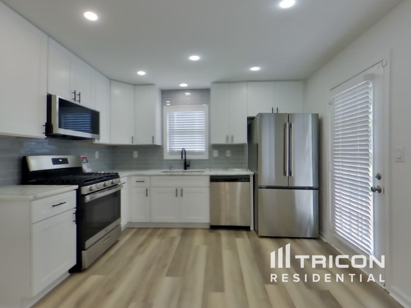 Building Photo - 2954 Lighthouse Ct